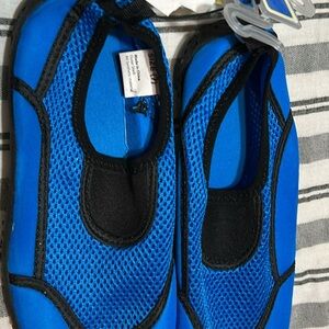 Blue and Black Water Shoes